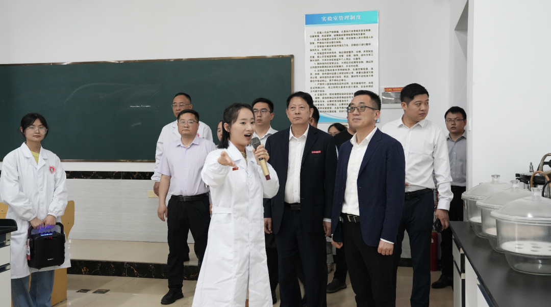 正在上傳...