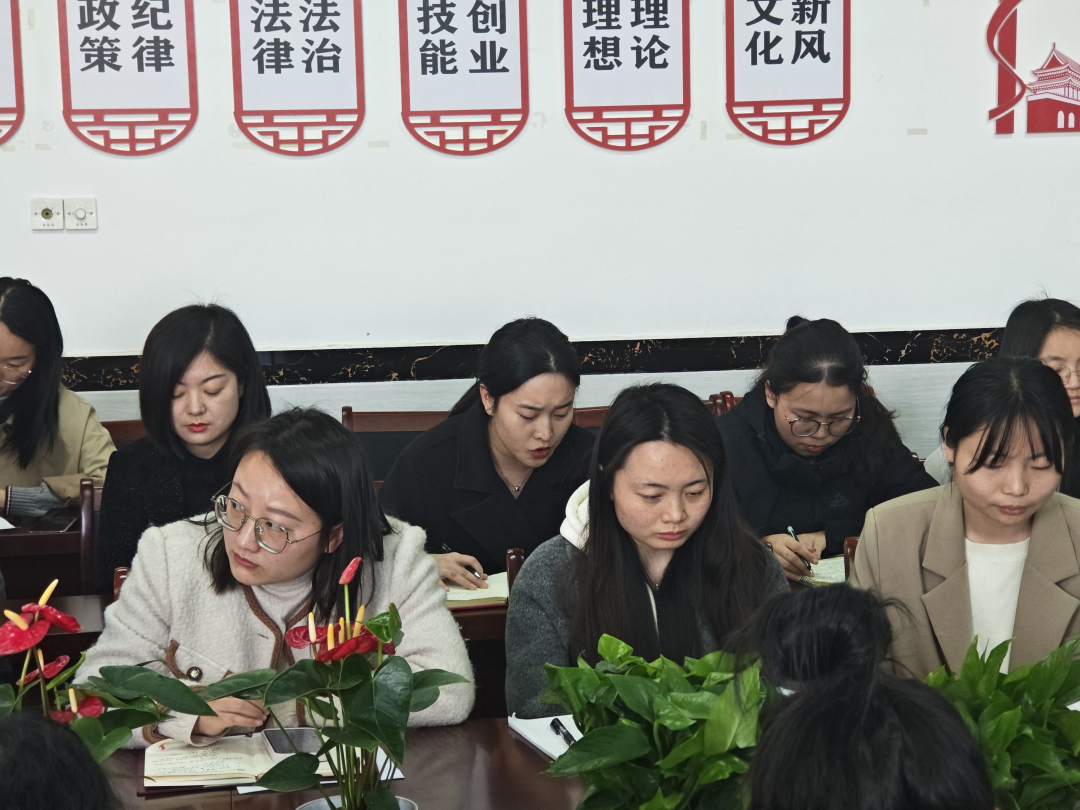 正在上傳...